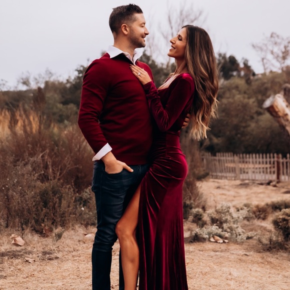 Long burgundy velvet high slit gown ❤️ - Picture 3 of 5